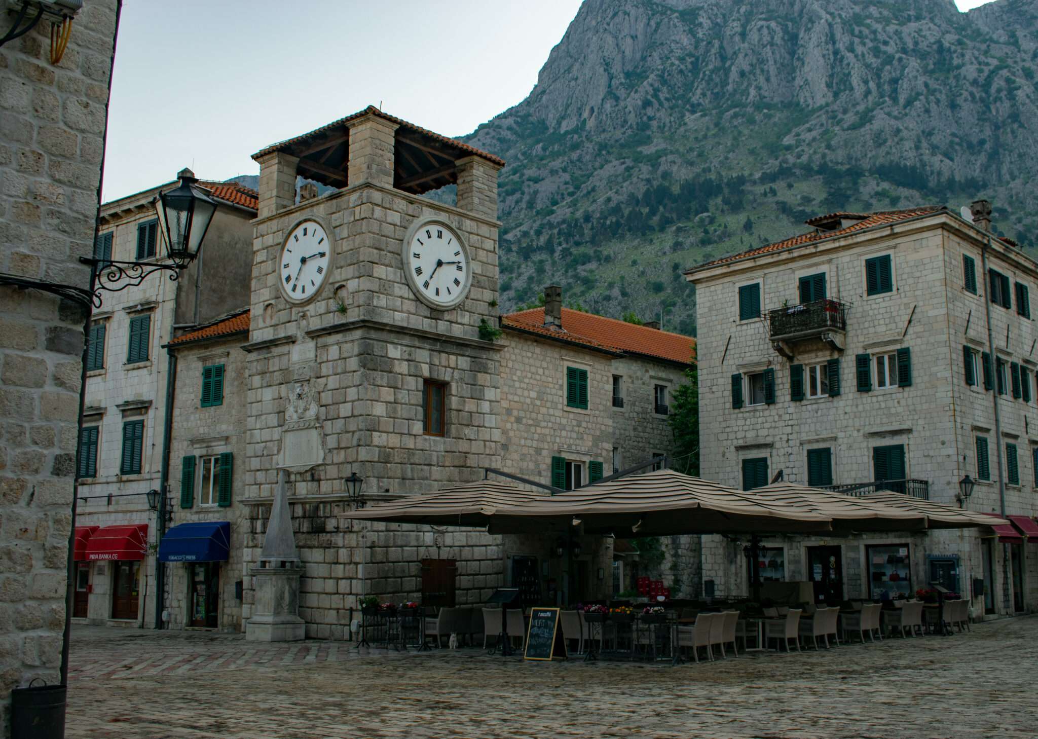 Cele Mai Frumoase Locuri De Vizitat în Kotor, Muntenegru