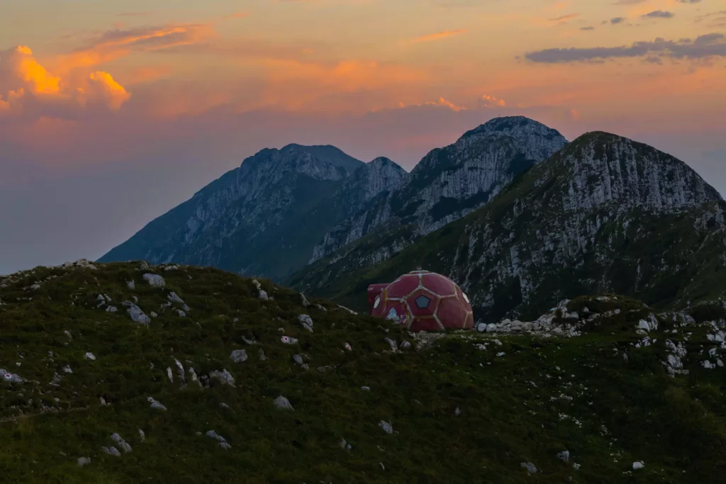 refugiul ascutit piatra craiului